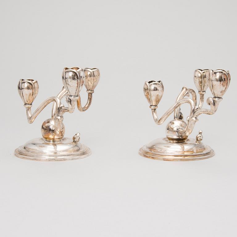 W.A. BOLIN, KANDELABRAR, ett par, silver, Stockholm 1934.