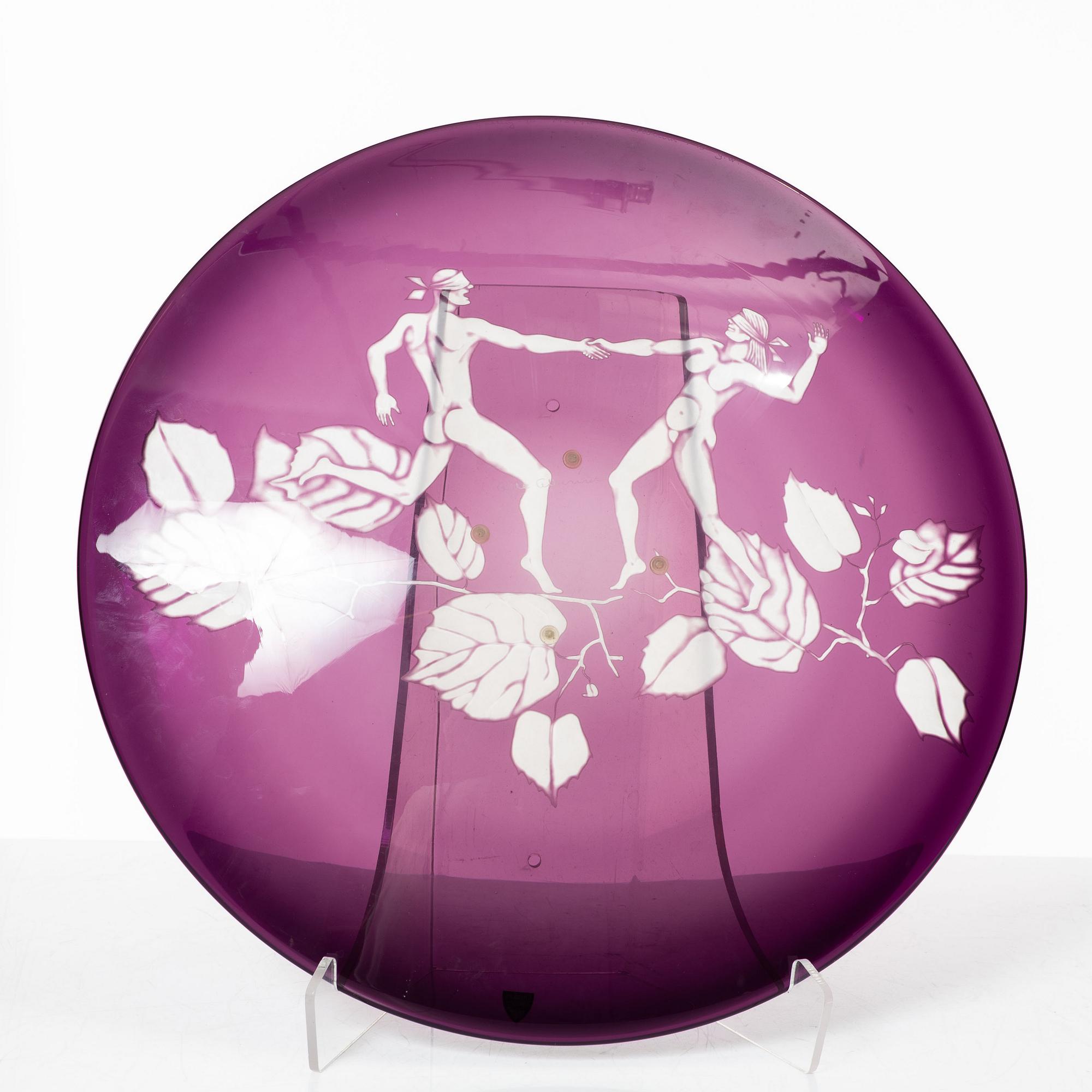 Olle Alberius, a glass plate, Orrefors, 1990.