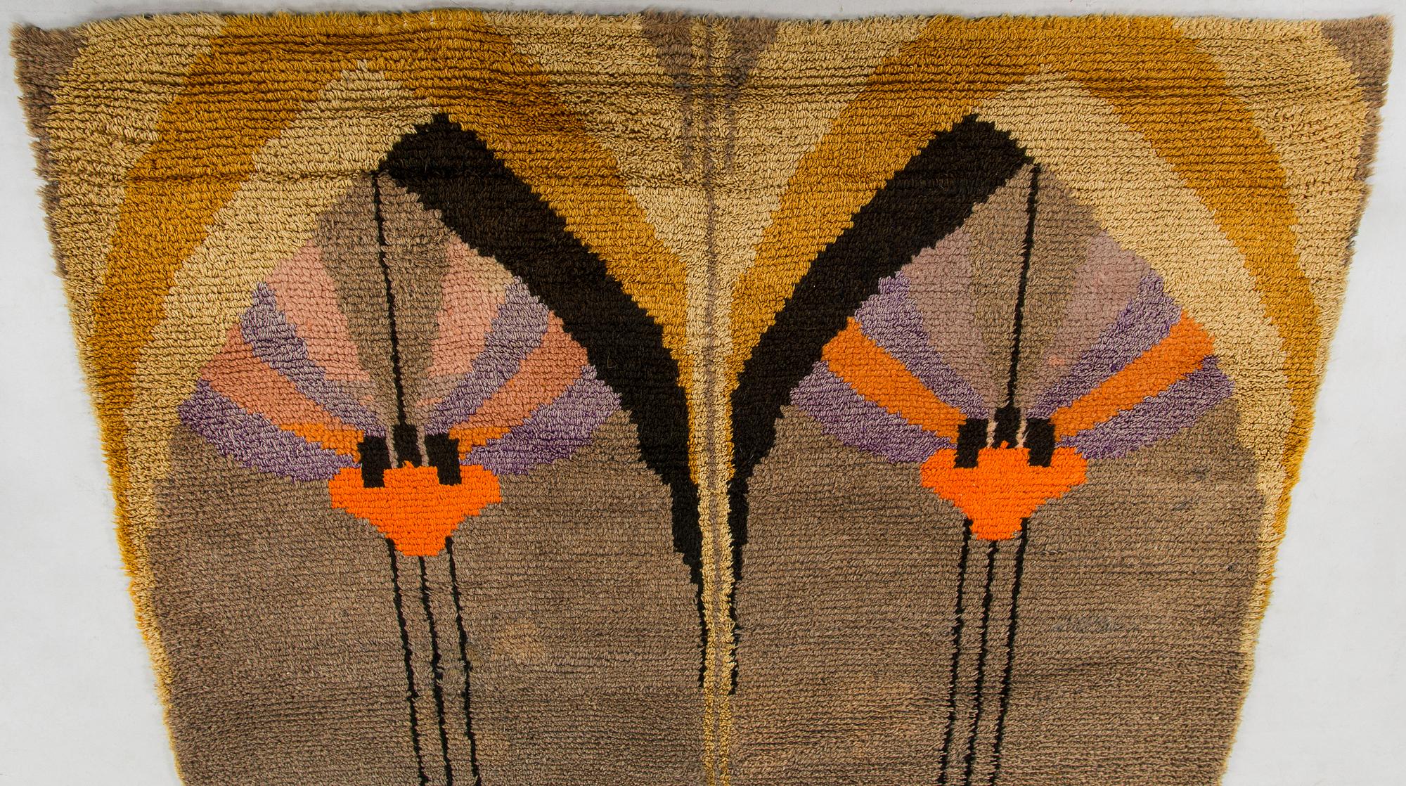 Ryijy/ penkkiryijy, noin 320 x 130 cm.