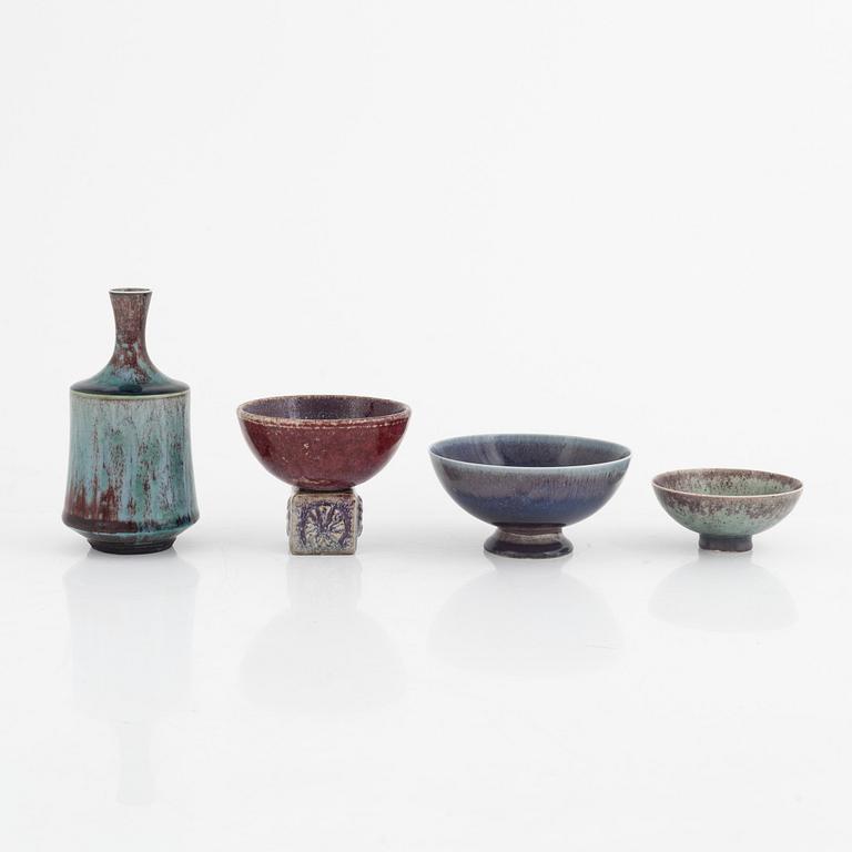 Sven Wejsfelt, a set of three stoneware bowls and a vase, Gustavsbergs studio.