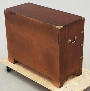 BYRÅ, engelsk stil, 1900-talets andra hälft.