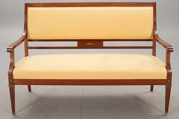 SOFFA, GUSTAVIANSK STIL, 1900-TALETS FÖRSTA HÄLFT.