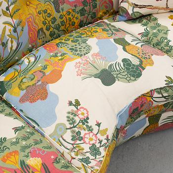 Josef Frank, a model 968 sofa, Firma Svenskt Tenn.