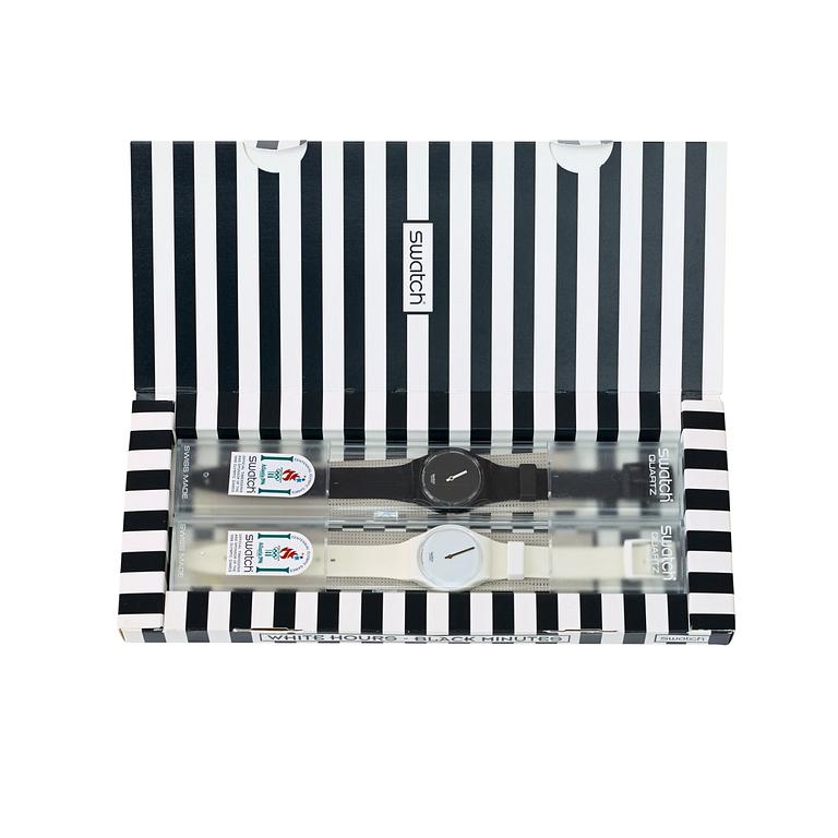 Swatch White Hours & Black Minutes. Plastic. Quartz. 34mm. Fall / Winter 1995.