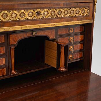 Sekretär, gustaviansk stil, 1900-talet första hälft.