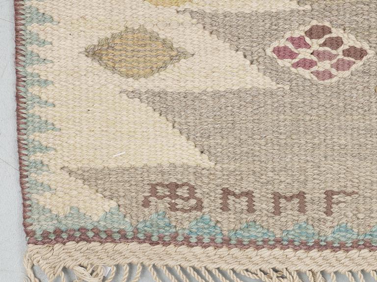 CARPET. "Tånga, ljus". 236 x 175,5 cm. Gobelängteknik (tapestry weave). Signed AB MMF BN.