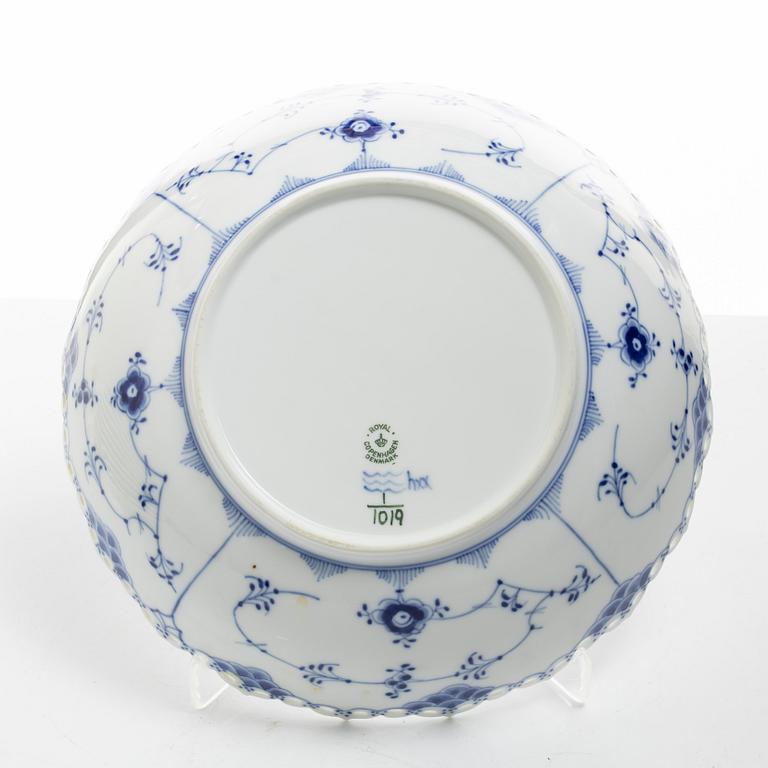 Royal Copenhagen, 14 'Blue Fluted Full Lace' tableware pieces, Denmark, 1960-73.