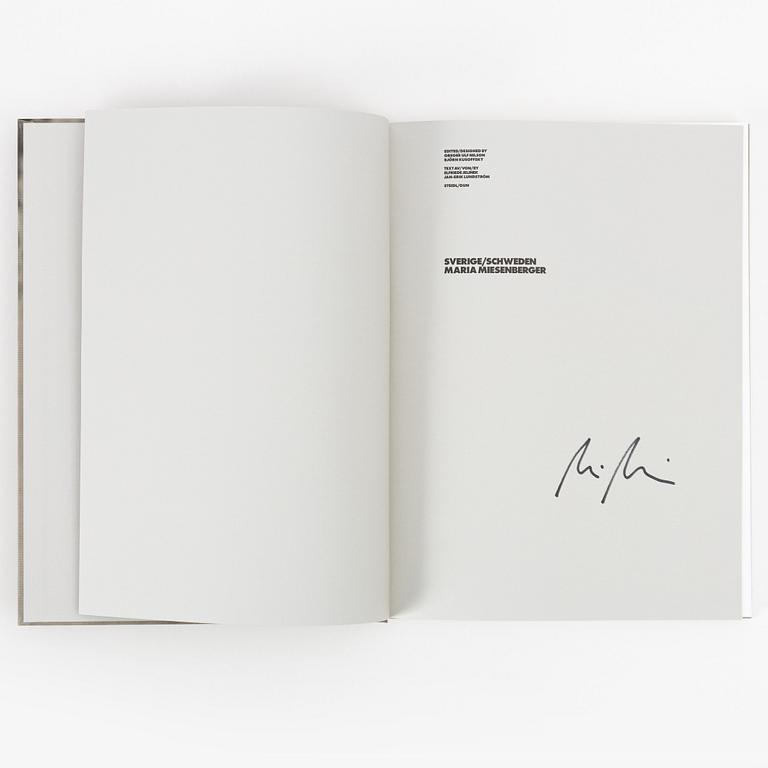 Maria Miesenberger, from the series “Sverige/Schweden”, book included.