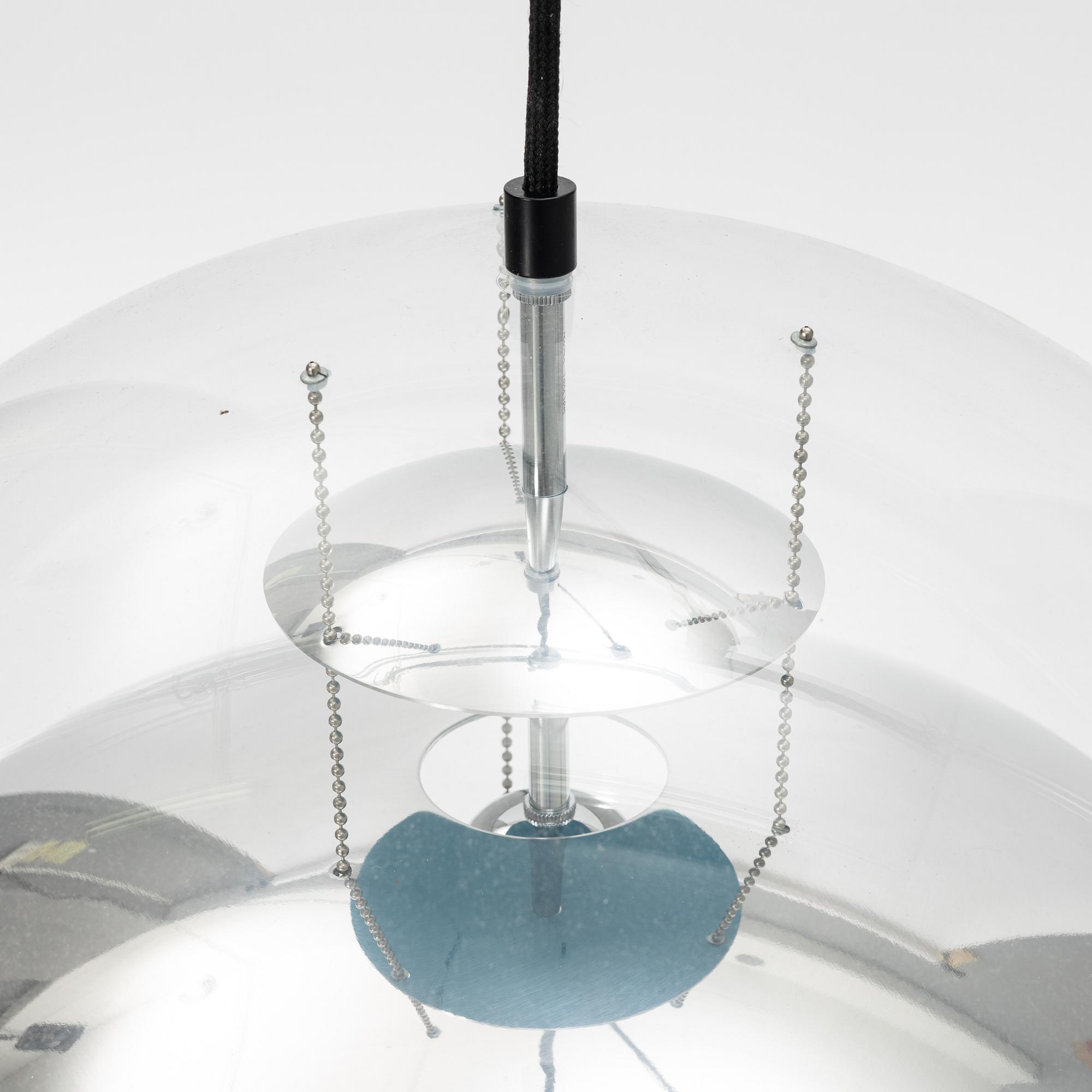 Verner Panton, taklampa, "VP Globe", Verpan, 2018.