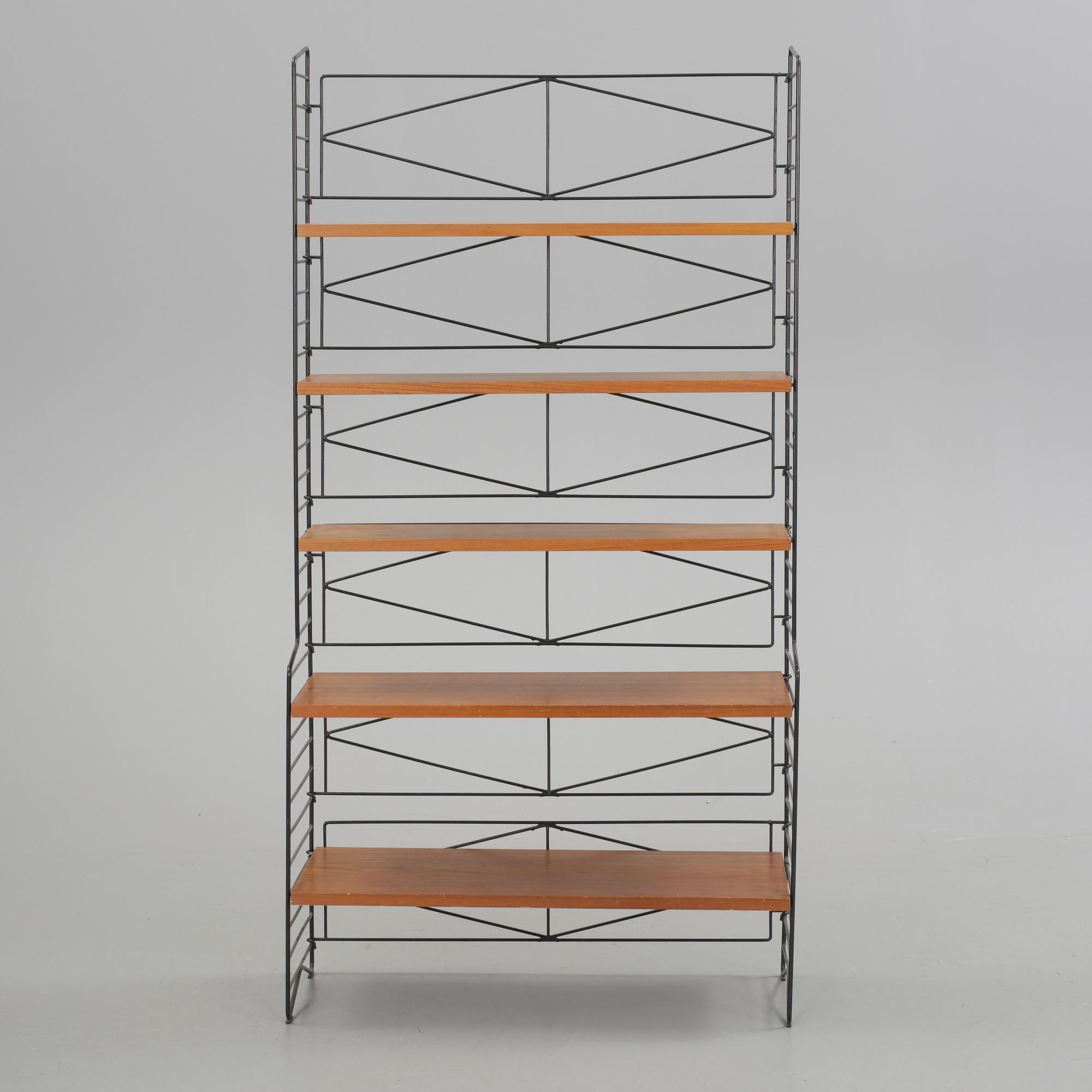 BOKHYLLA, stringmodell, 1900-talets andra hälft.