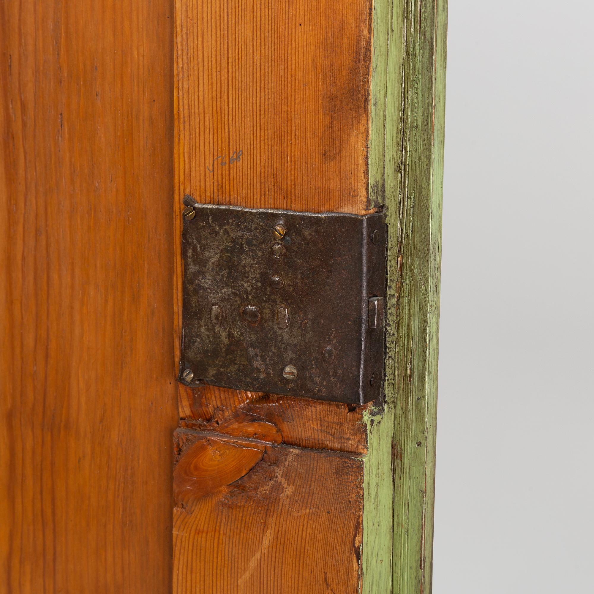 A 18th century cabinet.