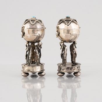 Salt and pepper shakers, a pair, silver, Russia 1894.