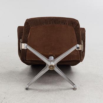 Alf Svensson, armchairs, a pair, "Contourette", Dux.