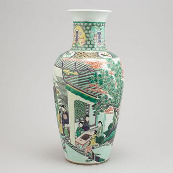 A Chinese Kangxi style famille verte porcelain vase.