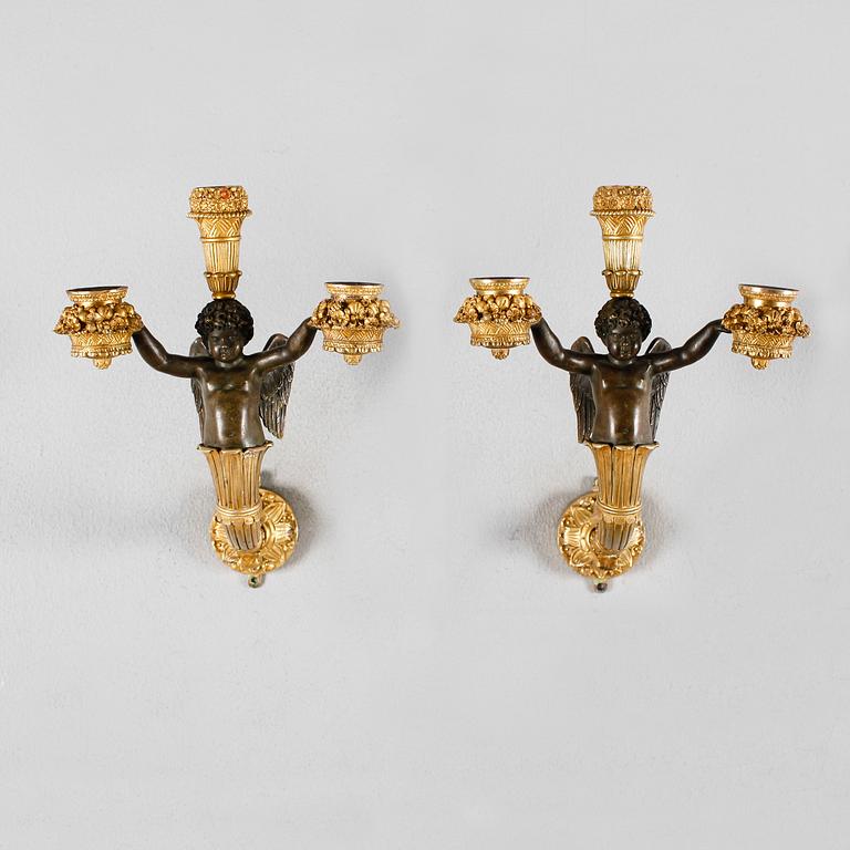 VÄGGLAMPETTER, 1 par, empire, 1800-talets första hälft.
