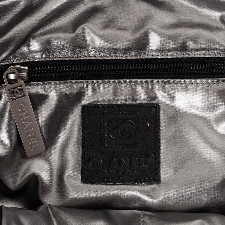 Chanel, crossbody bag, 2008-09.