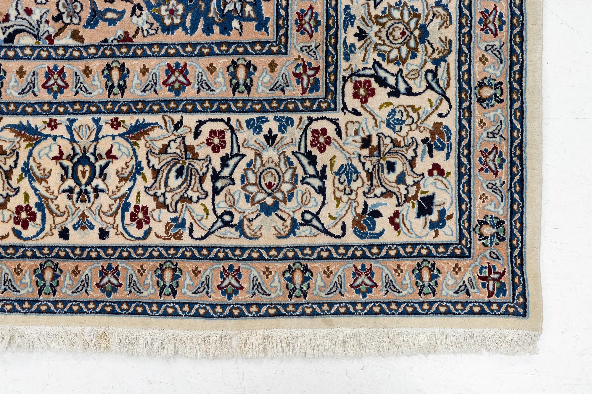 Rug, Nain, approx. 340 x 205 cm.