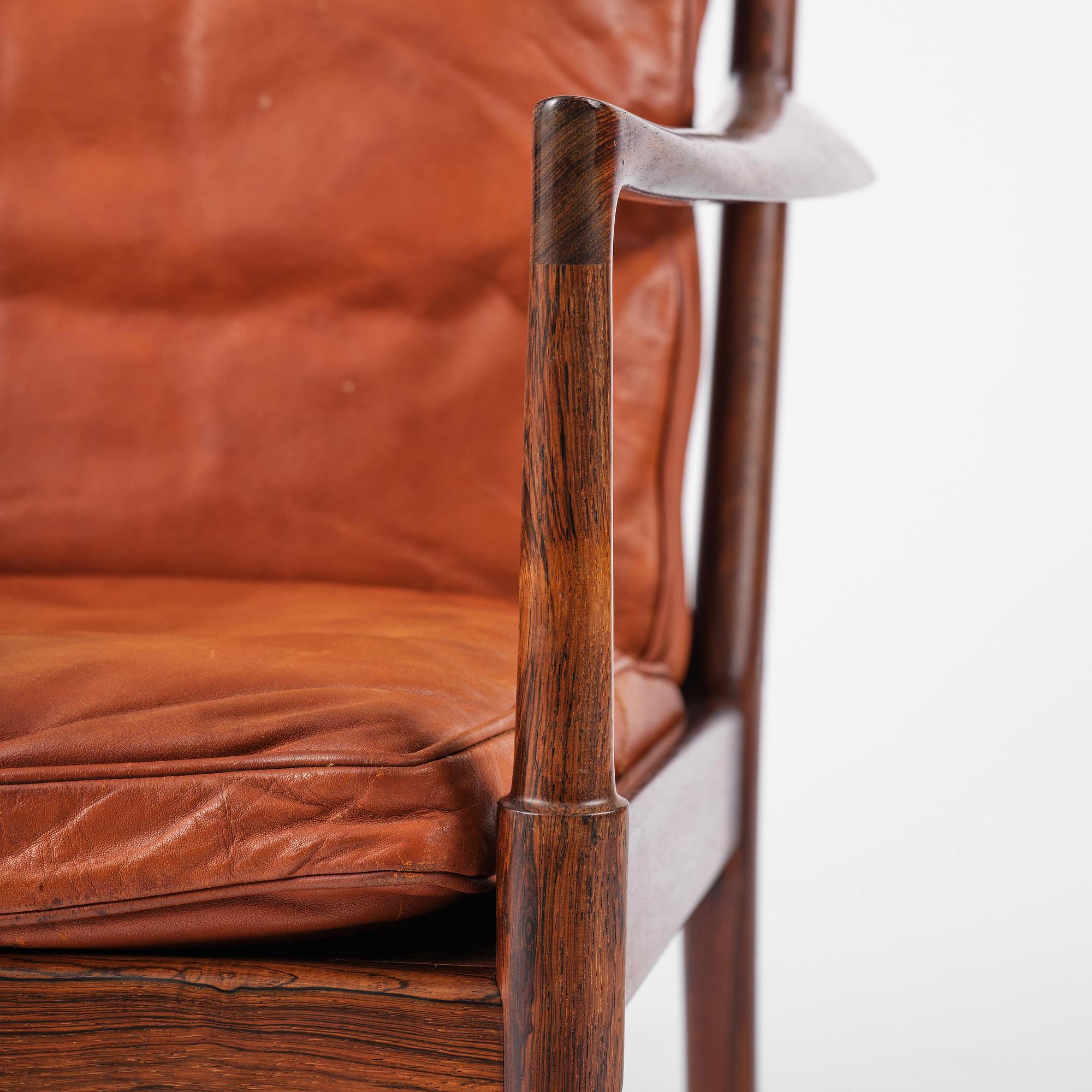 Ib Kofod-Larsen, fåtöljer, ett par, "Samsö", Olof Persons Fåtöljindustri (OPE), Jönköping, 1960-tal.