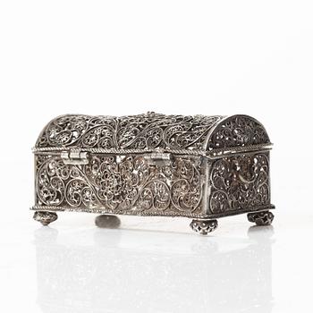 Box, filigree, silver, unmarked, 19th Century.