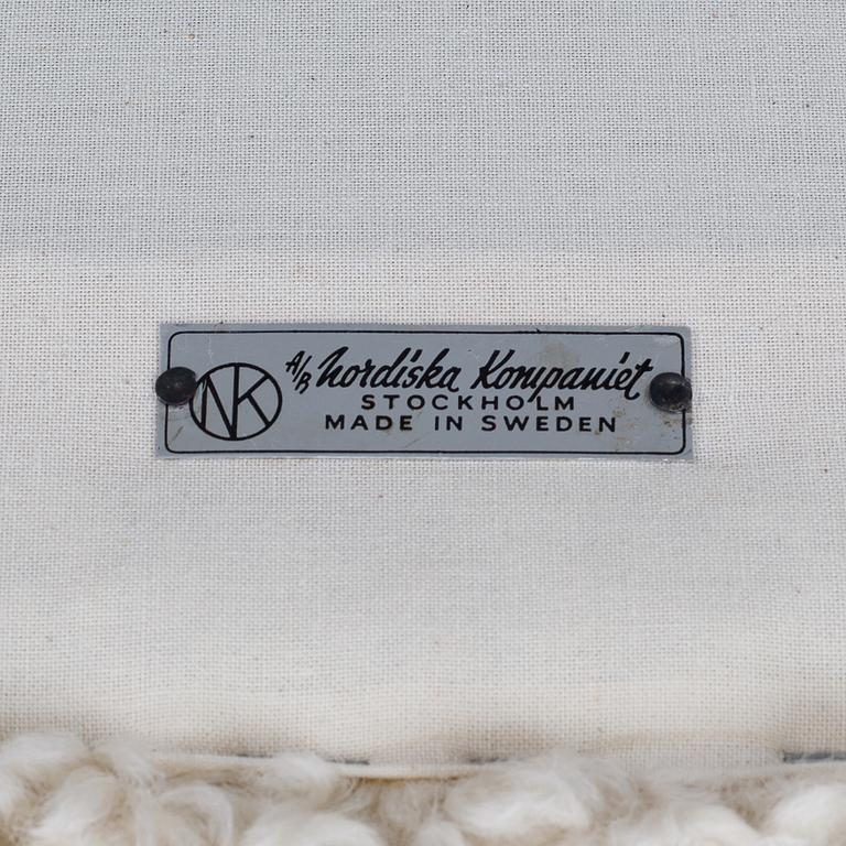 Bengt Ruda, fåtöljer ett par, modell 563-037, Triva kollektionen för Nordiska Kompaniet, formgiven 1952.