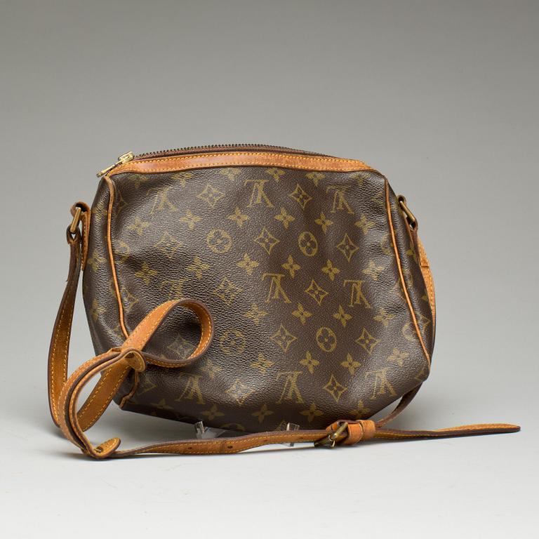 LOUIS VUITTON, made in Paris.