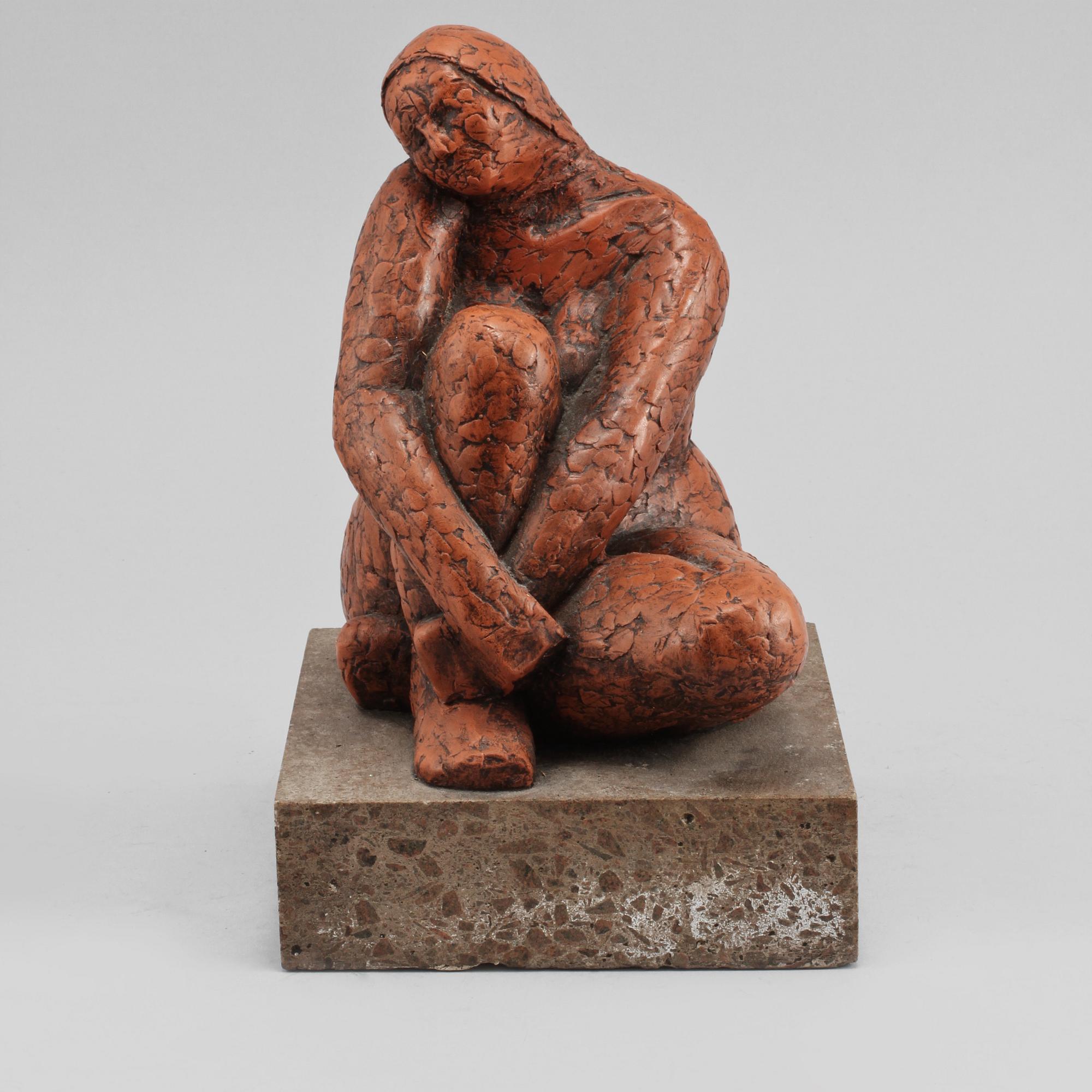 SKULPTUR, gjutmassa, signerad Hamlett? och numrerad 2/30?, 1900-tal.