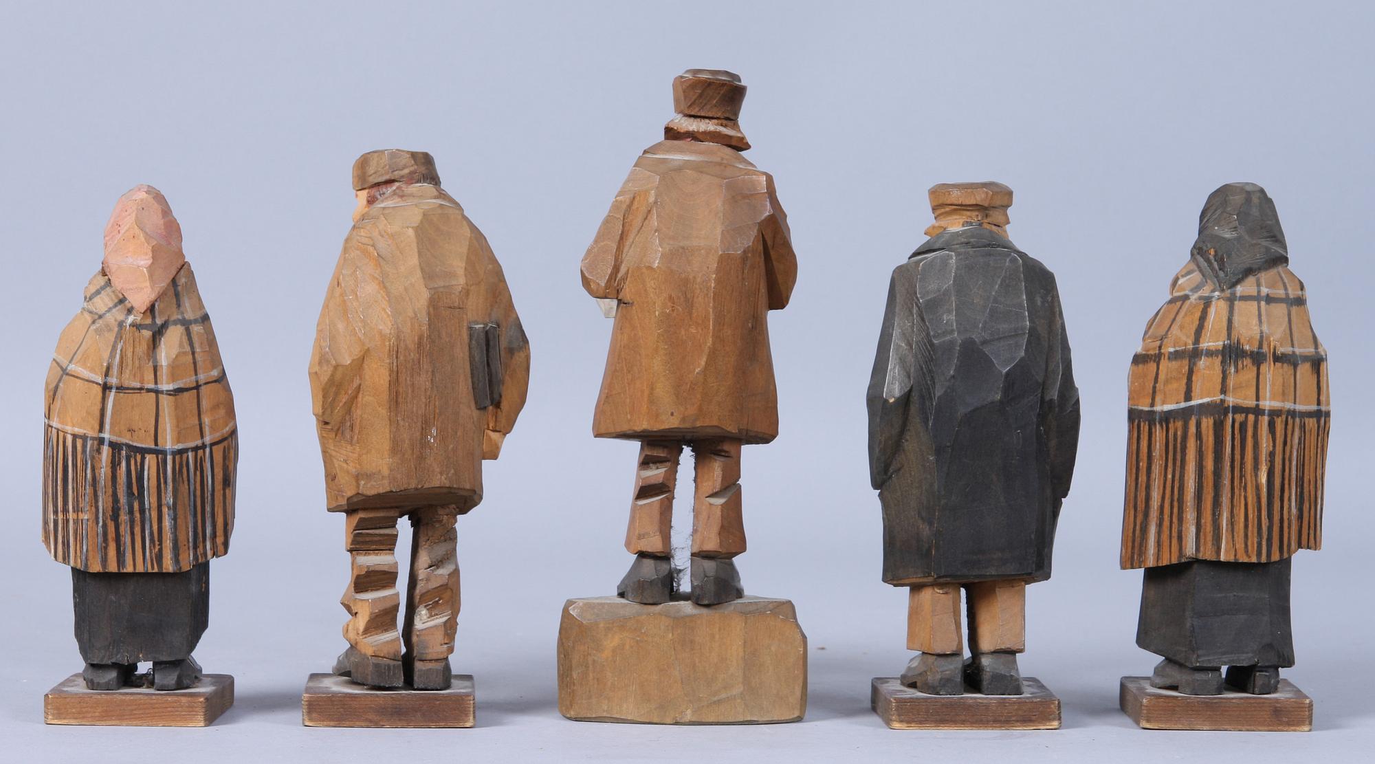FIGURGRUPP, 5 delar, trä, Carl Johan Trygg.