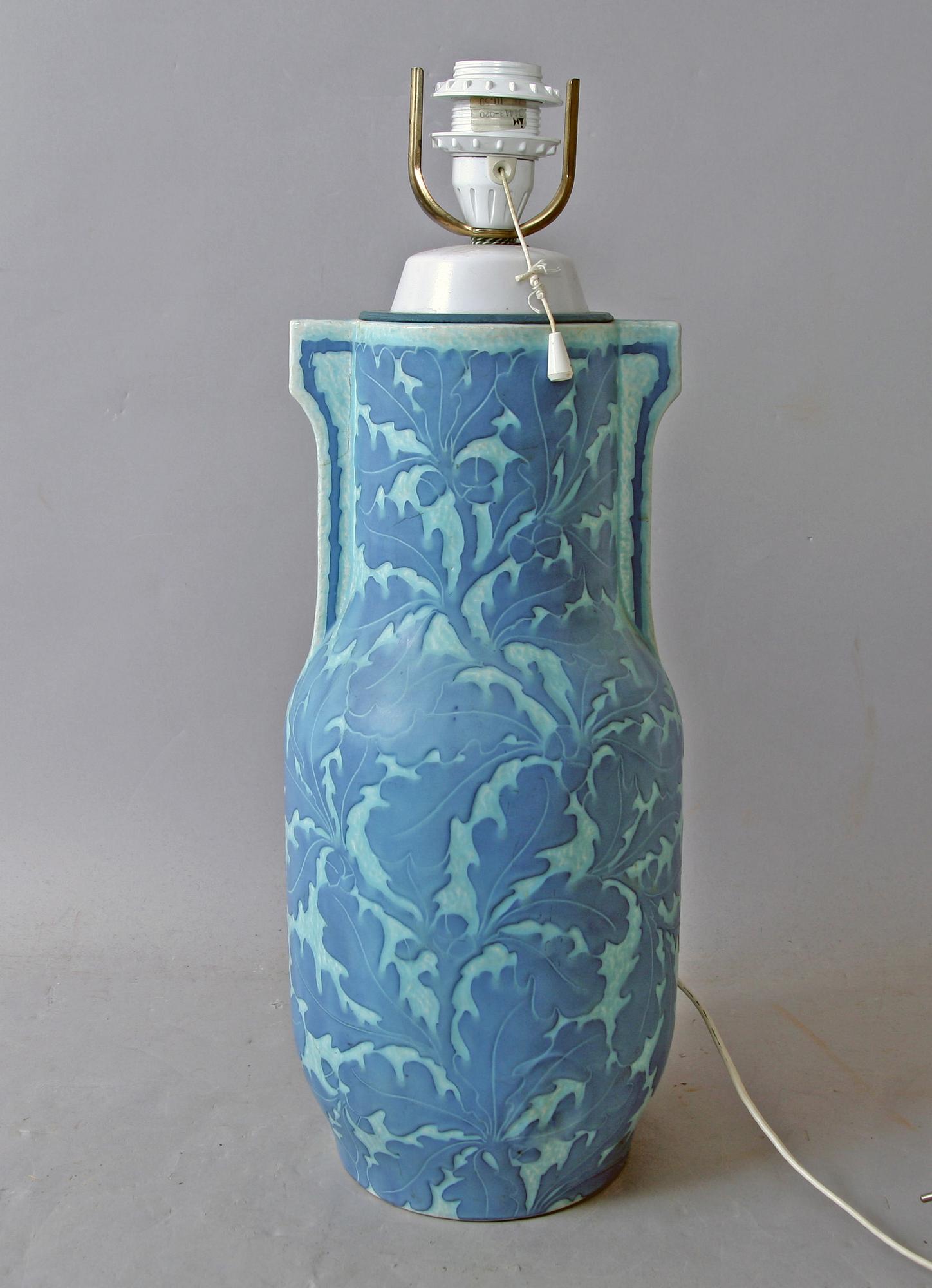 BORDSLAMPA, stengods. Josef Ekberg, Gustavsberg 1915.