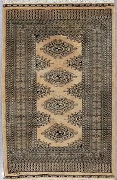 MATTA, Pakistan. Ca 130 x 83 cm.
