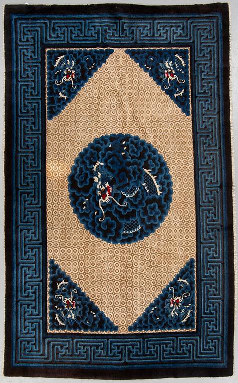 A RUG, semi-antique, Baotou, ca 246 x 149 cm.