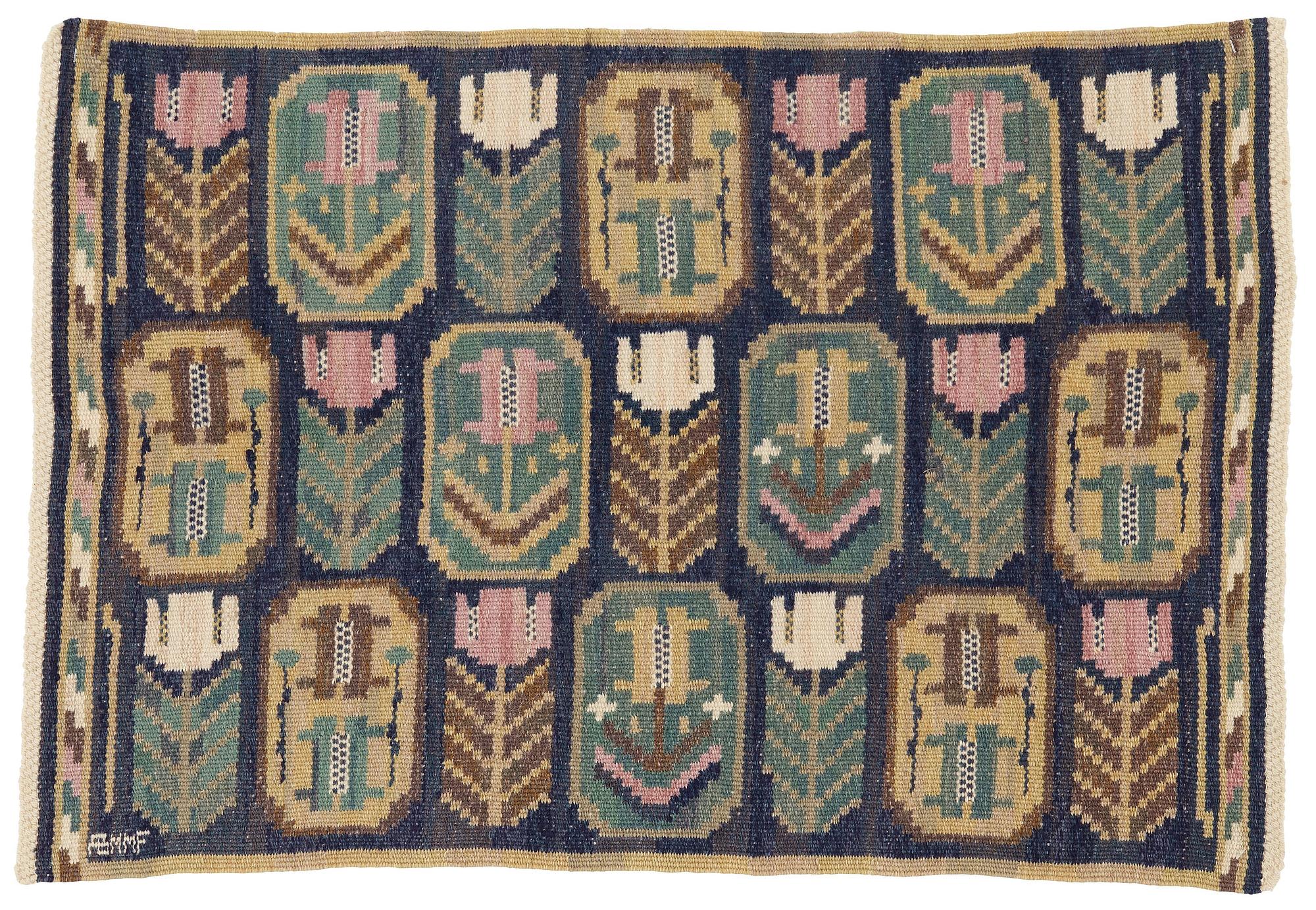 Märta Måås-Fjetterström, vävnad, "Medaljongerna", rölakan, ca 57,5-60 x 85-86,5 cm, signerad AB MMF.