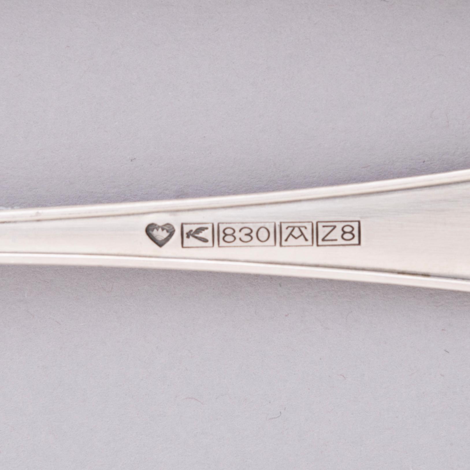 A 36-piece set of silver cutlery, Suomi series, Kultateollisuus oy, Turku, Finland 1988-2001.