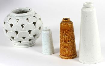 VASER, 4 st, chamotte, Gunnar Nylund, Rörstrand.