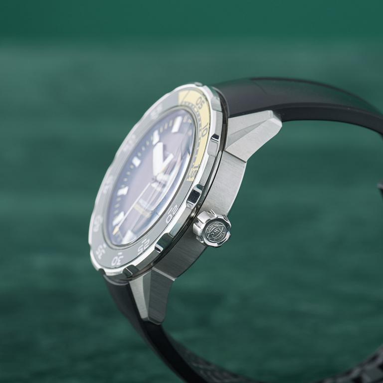 IWC, Schaffhausen, Aquatimer (2000 Meters), wristwatch, 44 mm,