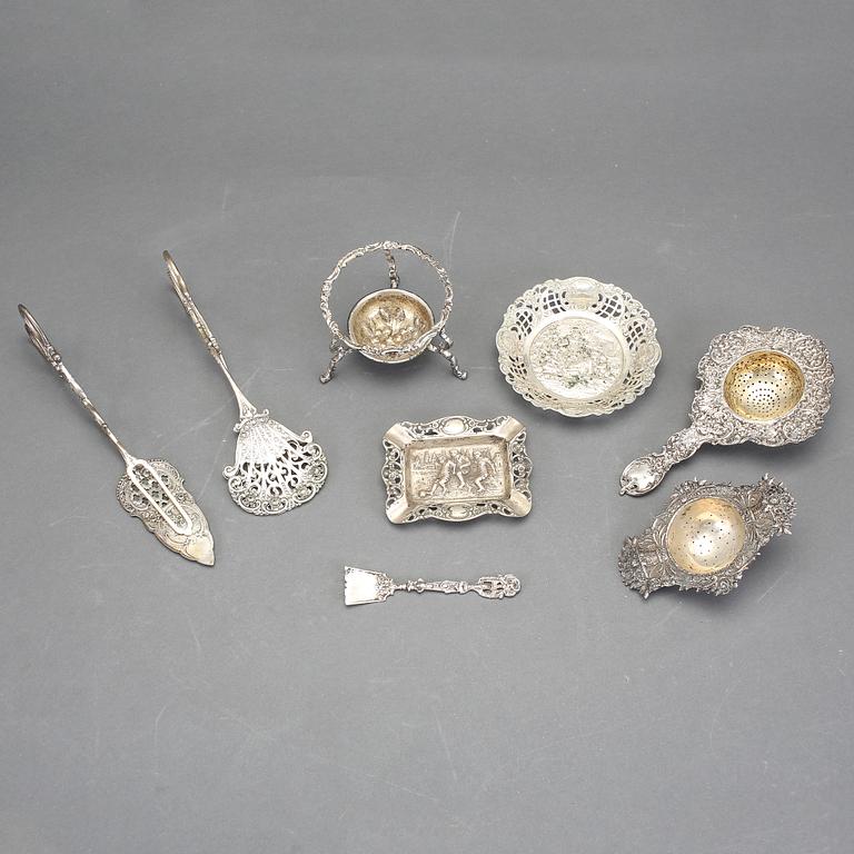 PARTI SILVER, 8 delar, bla Sverige, omkring 1900. Ca 510 gram.