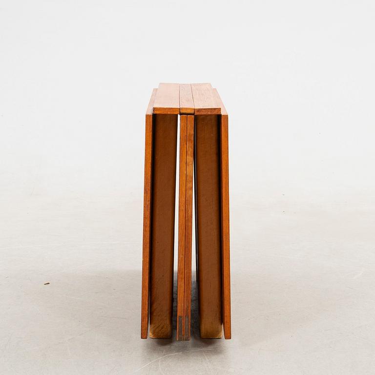 Bruno Mathsson, drop-leaf table, "Maria Flap", Karl Mathsson Company, Värnamo, second half of the 20th century.