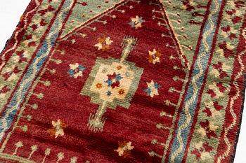 A Tulu rug, central Anatolia, c. 156 x 110 cm.
