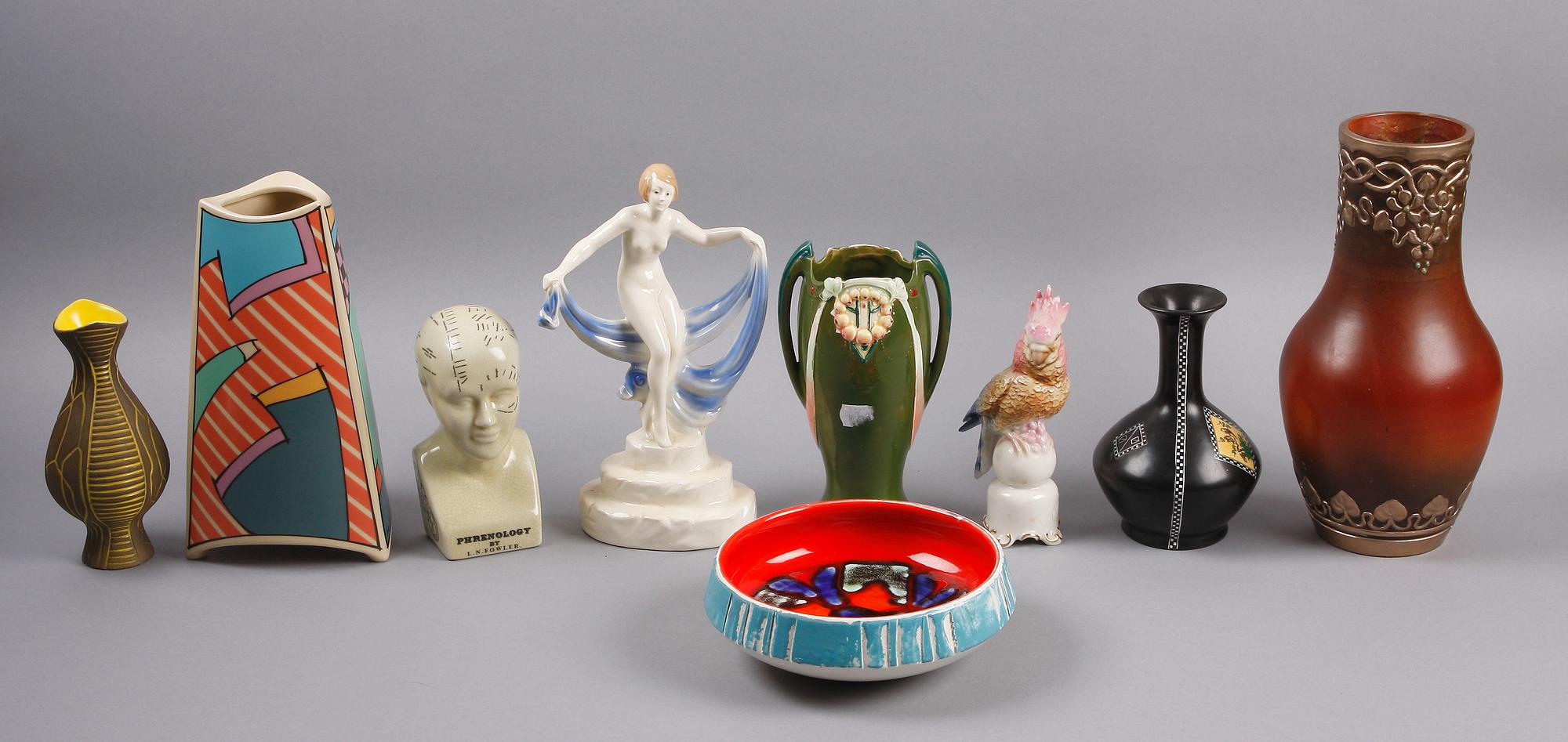 PARTI KERAMIK, 9 delar, bl a Ipsen, Rosenthal och Dresden, 1800/1900-tal.
