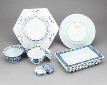 PARTI PORSLIN, 6 delar, Kina resp Japan, 1800-1900-tal.