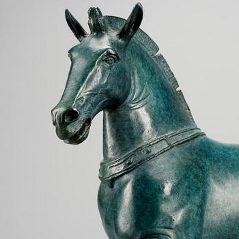 SKULPTUR, grönpatinerad brons, 1900-tal.