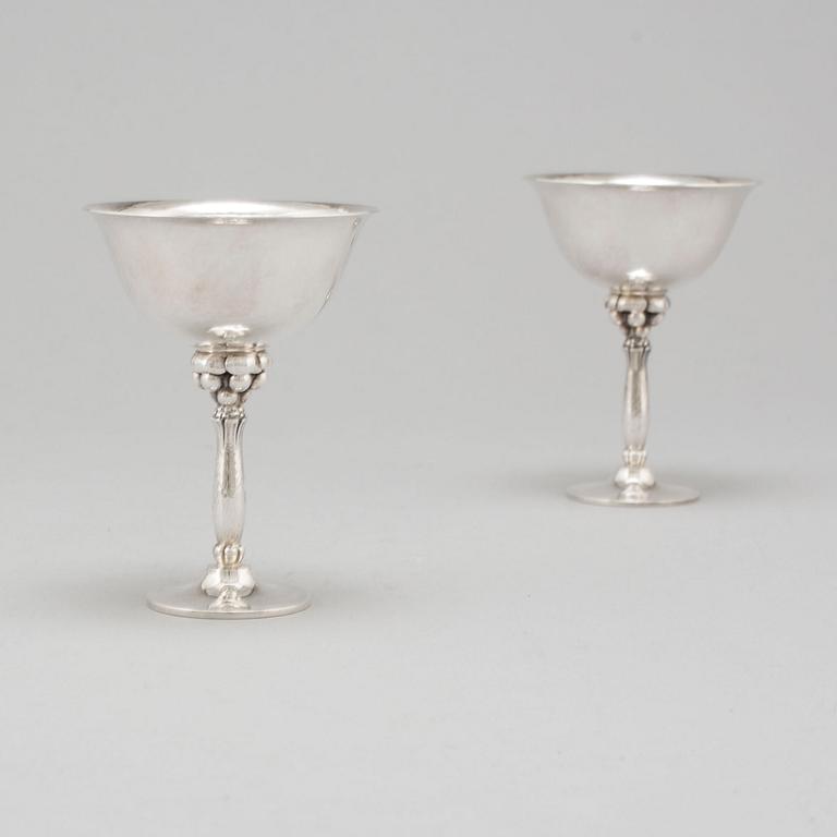 HARALD NIELSEN, a pair of Georg Jensen sterling cocktail glasses, 1945-77 Denmark.