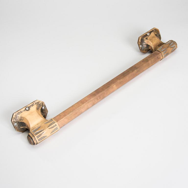 DÖRRHANDTAG, brons, Finland 1900-talets första kvartal.