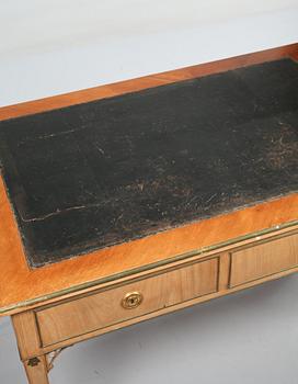 SKRIVBORD, sengustaviansk stil, 1800-tal.