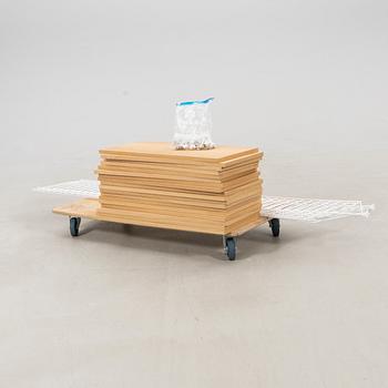 Nils Strinning, hyllsystem "Strinning" inköpt 2022.