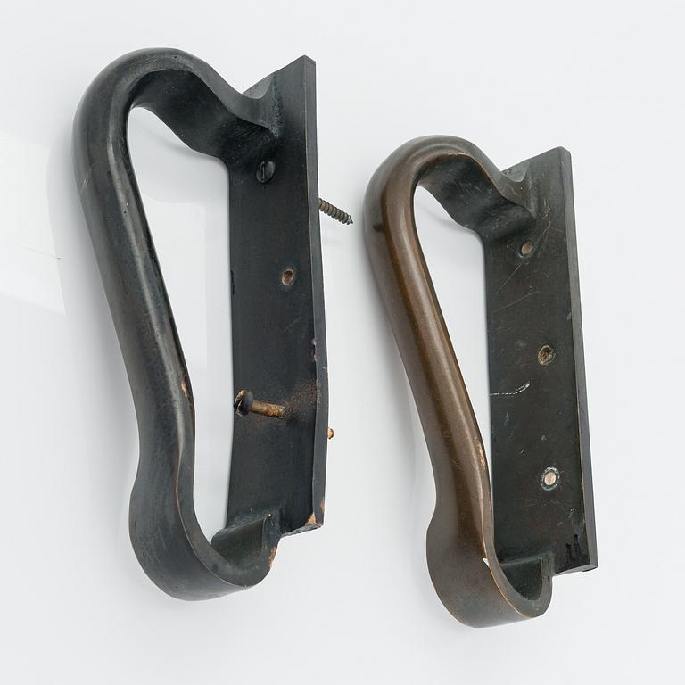 ALVAR AALTO, A pair of door handles for Valaistustyö.