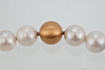 A PEARL NECKLACE.