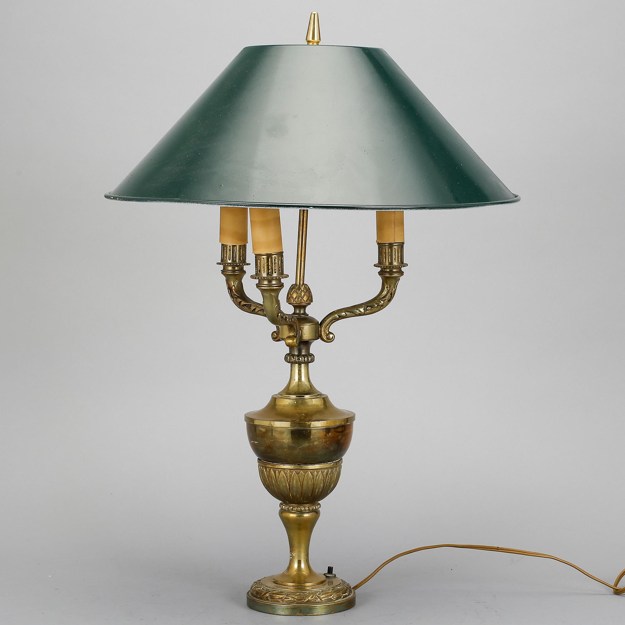 BORDSLAMPA, mässing, 1900-talets första hälft.