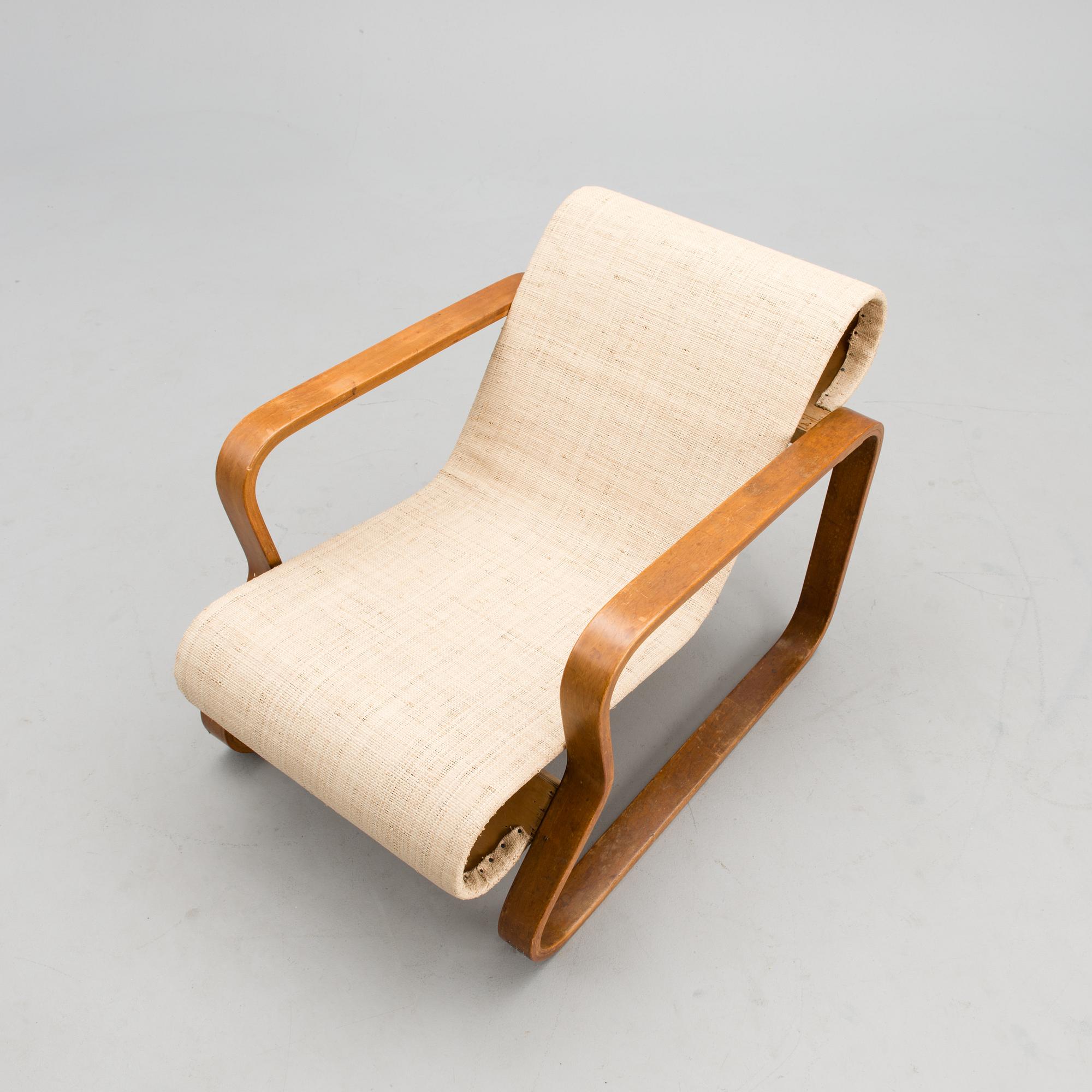 ALVAR AALTO, NOJATUOLI. Valmistanut Oy Huonekaluja Rakennustehdas Ab vuonna 1932.