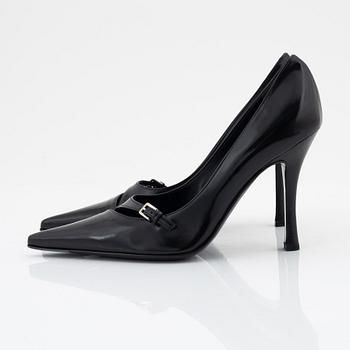 Sergio Rossi, a pair of black leather pumps, size 36.