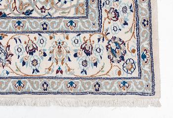 Carpet, Nain, approx. 310 x 200 cm.